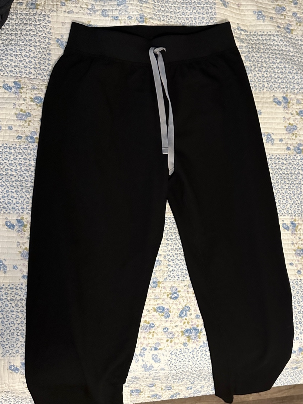 Fig black scrub bottoms